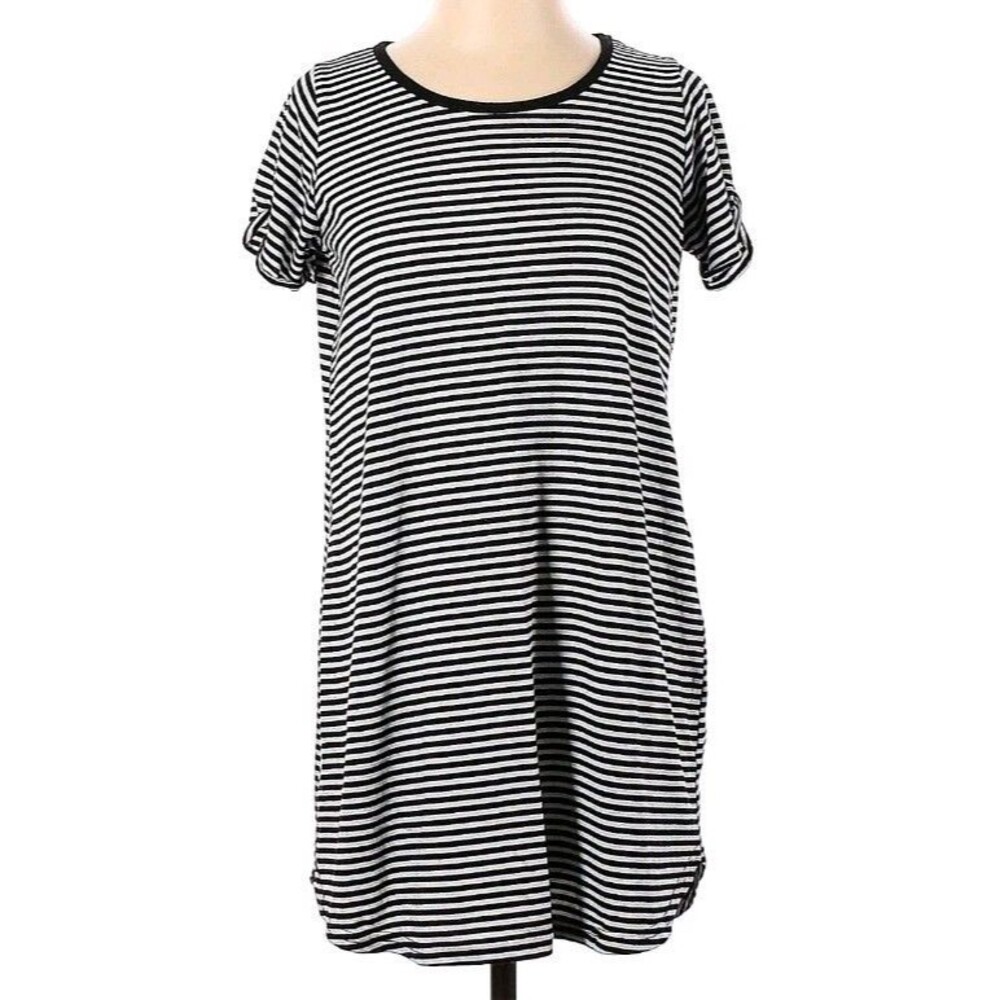 Cotton On Short Sleeve Tee Shirt Dress Black/White Striped sz XS Juniors Womens